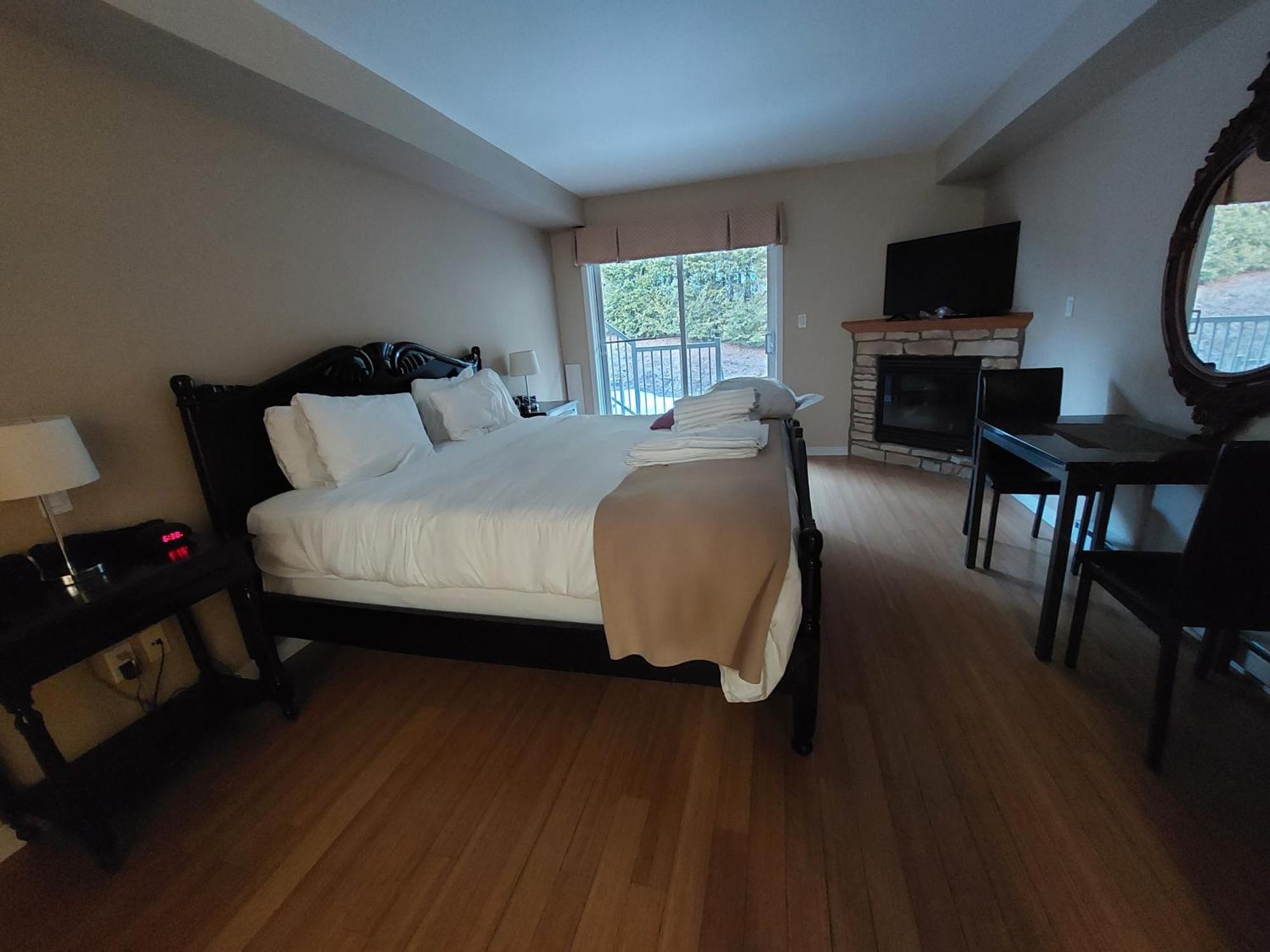 Studio-Hotel Villegiature Saint-Sauveur Piedmont ภายนอก รูปภาพ